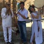 Walter Maioli Gabriel Zuchtriege e Melissa Costanzi nel tempio di Nettuno-