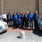 Mille Miglia 2019, giovedì 16 maggio il Museo Viaggiante ha attraversato Assisi. Premiati i due  equipaggi portacolori della Squadra Corse Traguardo e Taruffi, la figlia  di Piero Taruffi  e la macchina dell’Esercito Italiano